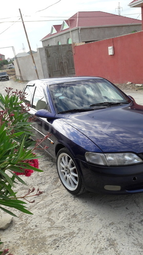 Opel Vectra 1997, 321,643 km - 2.0 l - Bakı