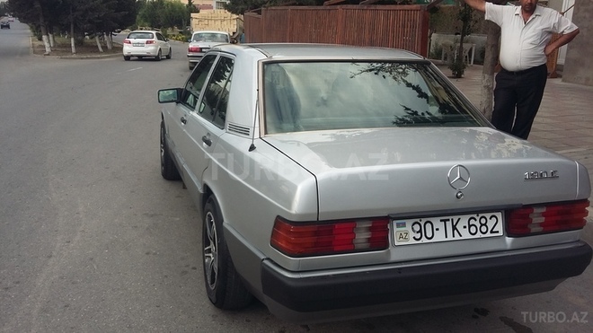Mercedes 190 1992, 257,000 km - 2.0 l - Sumqayıt
