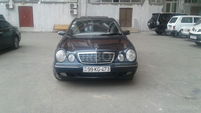 Mercedes E 240 1999, 236,000 km - 2.6 l - Gəncə