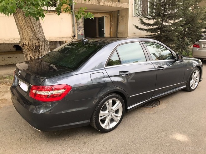 Mercedes E 350 2012, 89,000 km - 3.5 l - Bakı