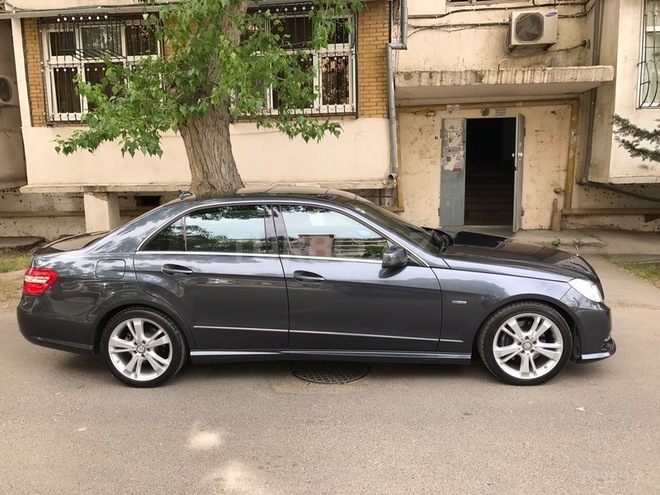 Mercedes E 350 2012, 89,000 km - 3.5 l - Bakı