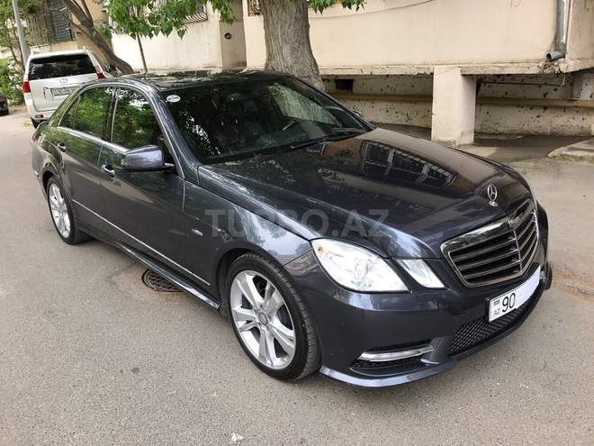 Mercedes E 350 2012, 89,000 km - 3.5 l - Bakı