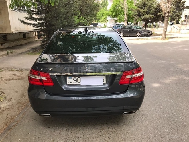 Mercedes E 350 2012, 89,000 km - 3.5 l - Bakı