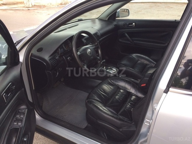 Volkswagen Passat 2001, 247,000 km - 1.8 l - Sumqayıt