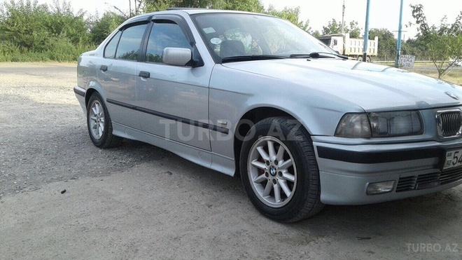 BMW 325 1997, 256,700 km - 2.5 l - Ağcabədi