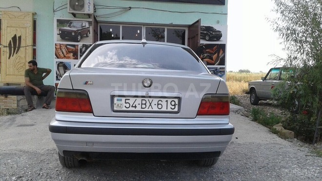 BMW 325 1997, 256,700 km - 2.5 l - Ağcabədi