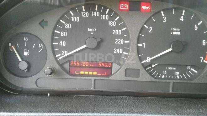 BMW 325 1997, 256,700 km - 2.5 l - Ağcabədi