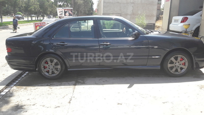 Mercedes E 240 1998, 240,000 km - 2.4 л - Sumqayıt