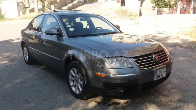 Volkswagen Passat 2004, 174,500 km - 1.8 l - Sumqayıt