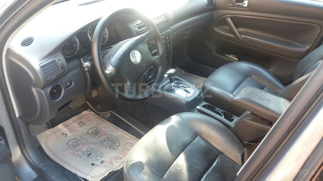 Volkswagen Passat 2004, 174,500 km - 1.8 l - Sumqayıt