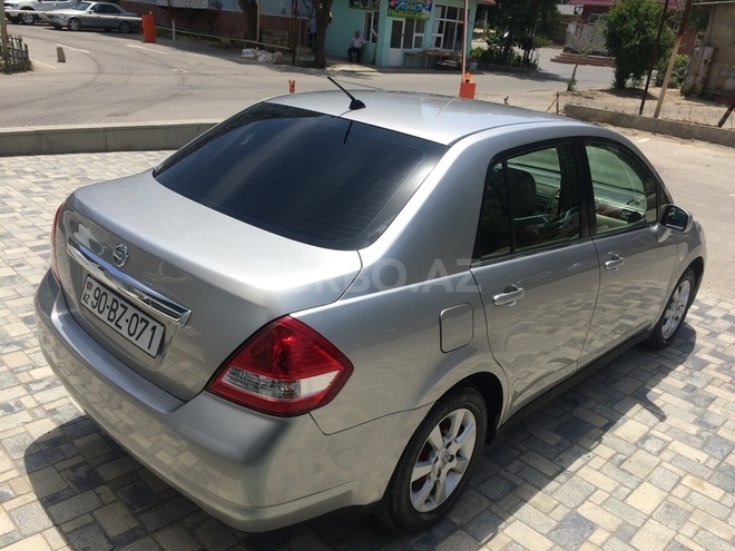 Nissan Tiida 2008, 130,000 km - 1.8 l - Sumqayıt