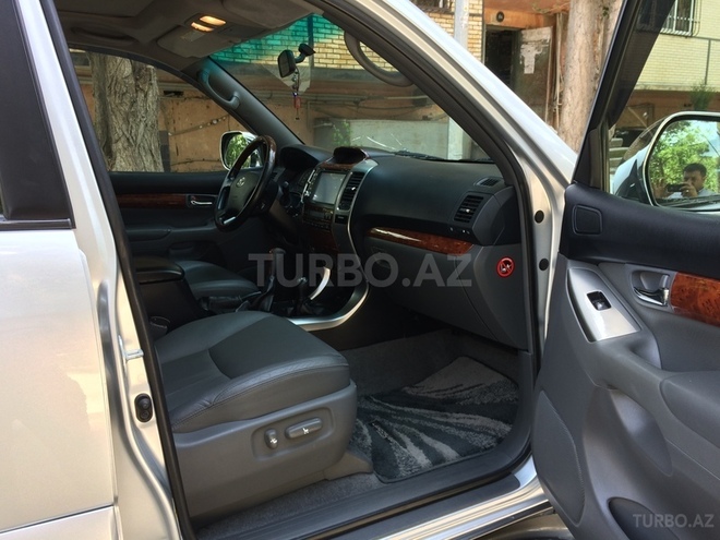 Toyota Prado 2006, 136,000 km - 4.0 l - Bakı