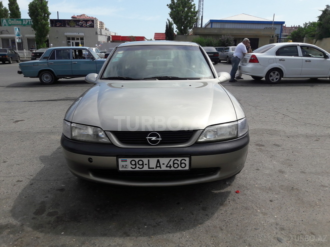 Opel Vectra 1996, 250,000 km - 1.6 l - Bakı