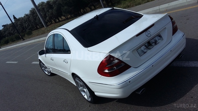 Mercedes E 240 2002, 180,000 km - 2.6 l - Bakı