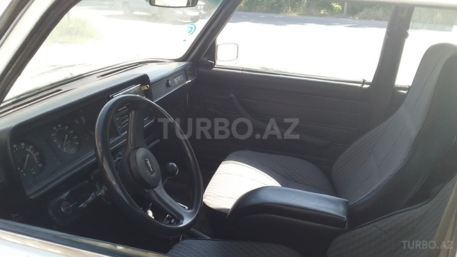 LADA (VAZ) 2107 2005, 330,000 km - 1.6 l - Quba