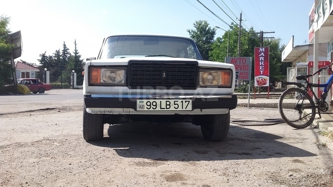 LADA (VAZ) 2107 2005, 330,000 km - 1.6 l - Quba