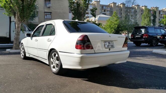 Mercedes C 230 2000, 250,000 km - 2.3 l - Bakı