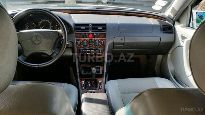 Mercedes C 230 2000, 250,000 km - 2.3 l - Bakı