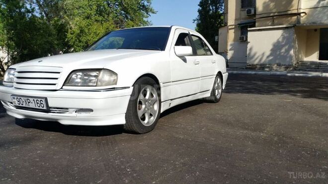 Mercedes C 230 2000, 250,000 km - 2.3 l - Bakı