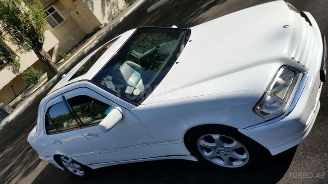 Mercedes C 230 2000, 250,000 km - 2.3 l - Bakı