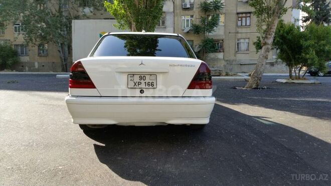 Mercedes C 230 2000, 250,000 km - 2.3 l - Bakı