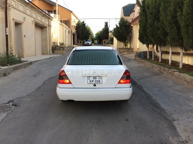 Mercedes C 200 1996, 205,556 km - 2.0 l - Bakı