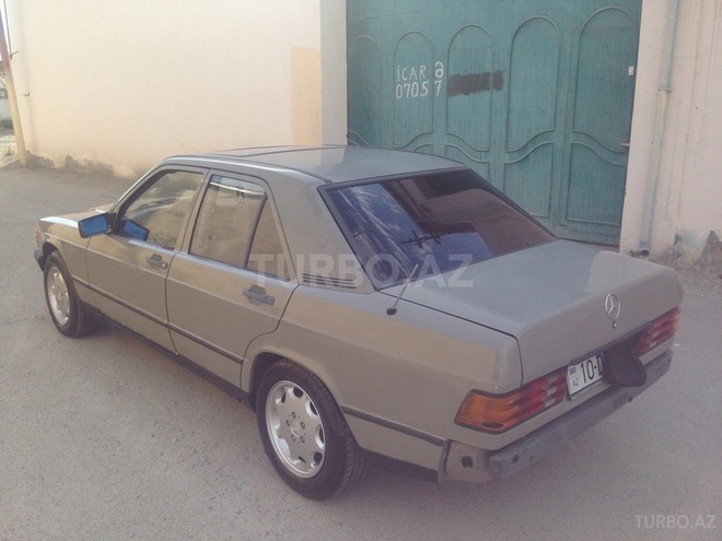 Mercedes 190 1987, 287,000 km - 2.0 l - Sumqayıt