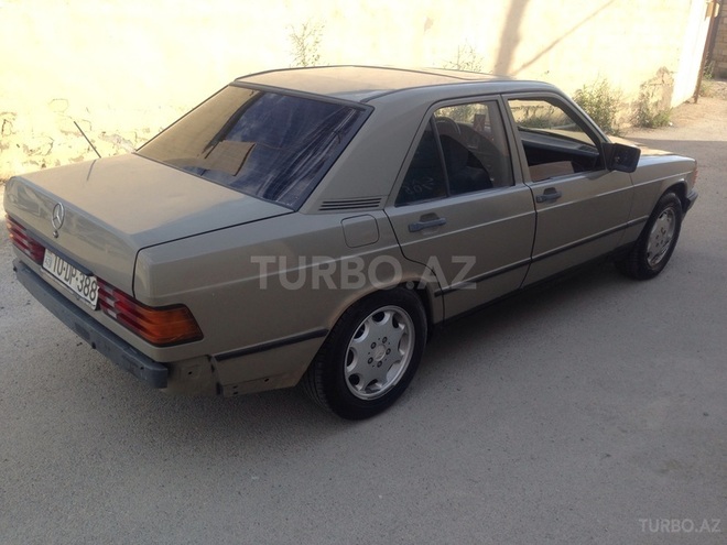 Mercedes 190 1987, 287,000 km - 2.0 l - Sumqayıt