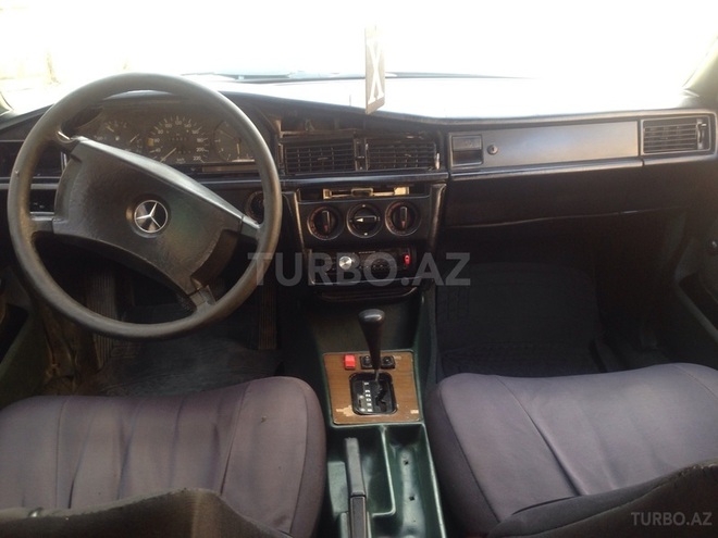 Mercedes 190 1987, 287,000 km - 2.0 l - Sumqayıt