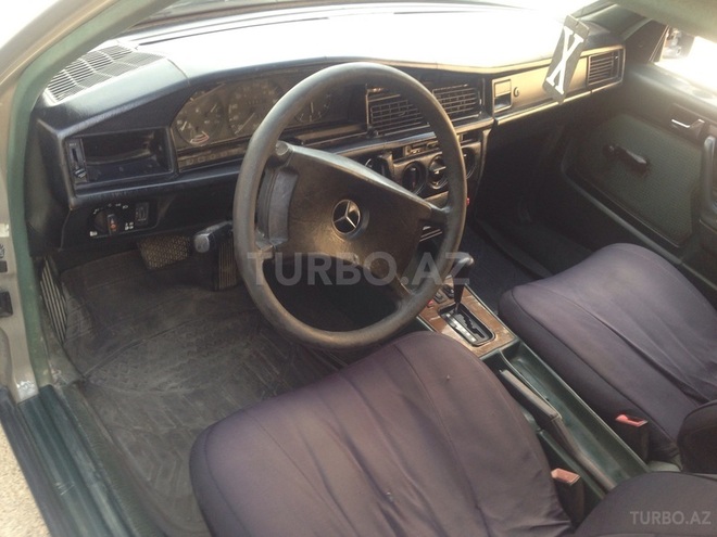 Mercedes 190 1987, 287,000 km - 2.0 l - Sumqayıt