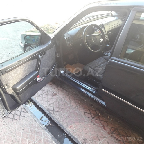 Mercedes C 180 1997, 300,000 km - 1.8 l - Bakı