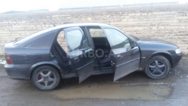 Opel Vectra 1996, 587,345 km - 1.8 l - Bakı