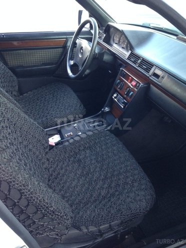 Mercedes E 230 1990, 435,000 km - 2.3 l - Bakı