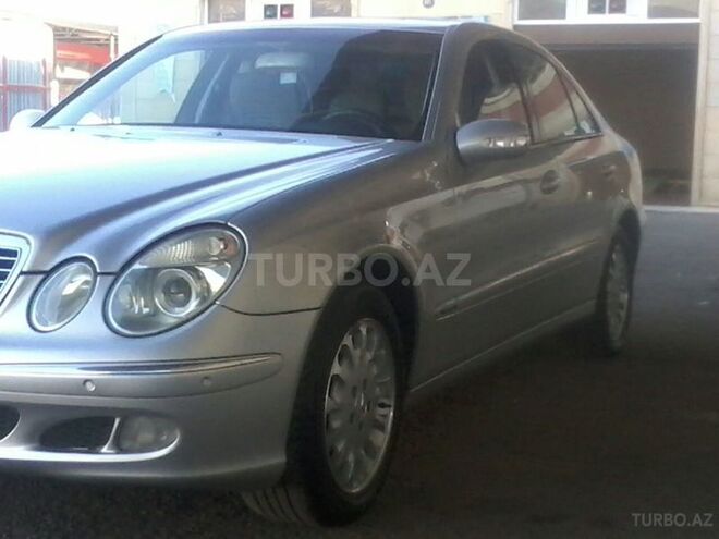Mercedes E 240 2003, 208,000 km - 2.6 л - Gəncə