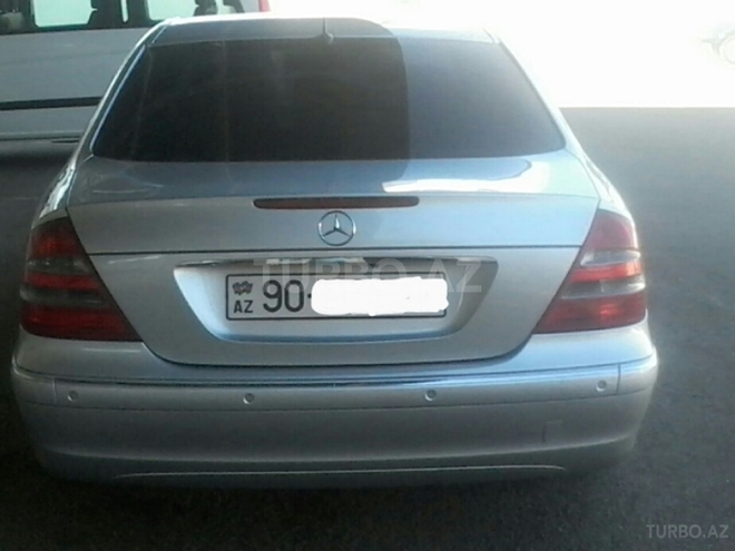 Mercedes E 240 2003, 208,000 km - 2.6 л - Gəncə