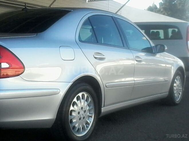 Mercedes E 240 2003, 208,000 km - 2.6 л - Gəncə