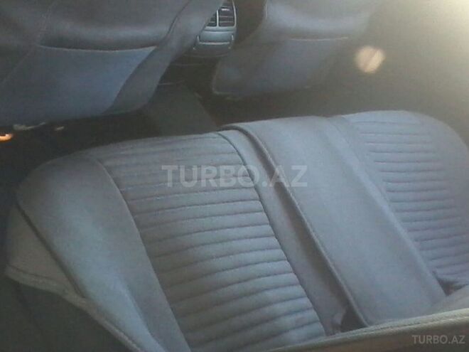 Mercedes E 240 2003, 208,000 km - 2.6 л - Gəncə