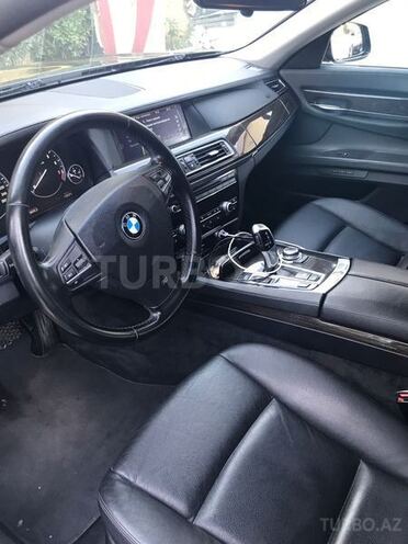 BMW 740 2010, 143,000 km - 3.0 л - Bakı
