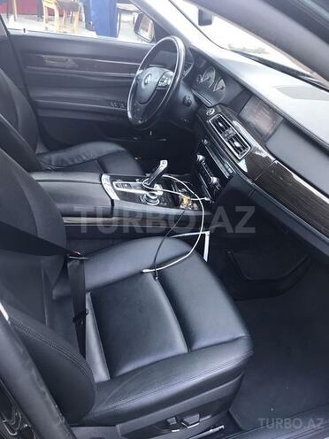BMW 740 2010, 143,000 km - 3.0 л - Bakı