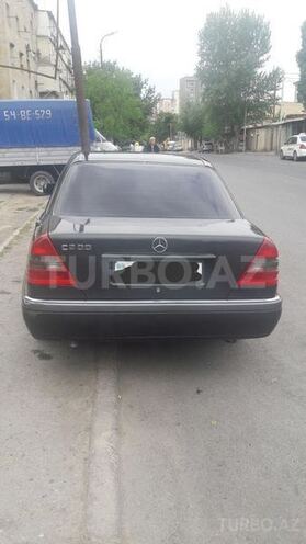 Mercedes C 200 1994, 256,000 km - 2.0 л - Bakı