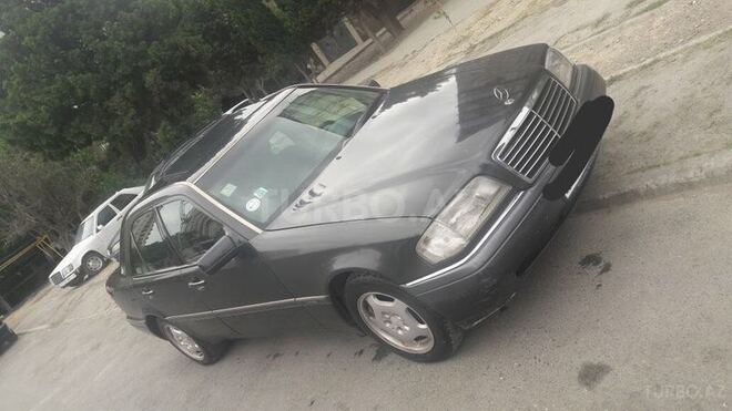 Mercedes C 200 1994, 256,000 km - 2.0 л - Bakı