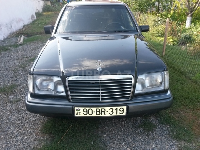 Mercedes E 280 1994, 376,000 km - 2.8 l - Bakı