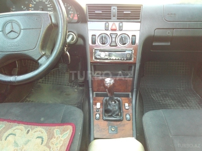Mercedes C 200 1995, 365,000 km - 2.0 l - Bakı