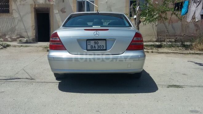 Mercedes E 320 2004, 310,000 km - 3.2 l - Bakı