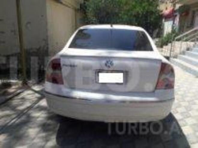 Volkswagen Passat 2000, 220,000 km - 1.8 л - Bakı