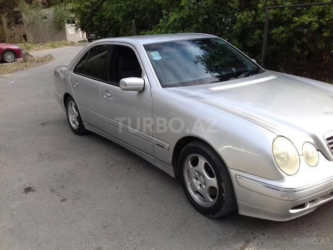 Mercedes E 270 2000, 312,000 km - 2.7 l - Sumqayıt