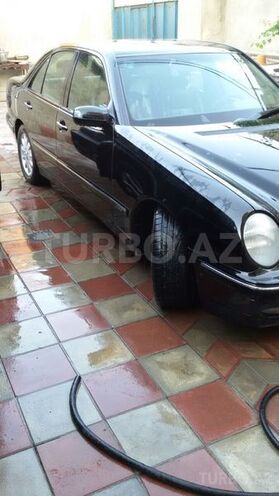 Mercedes E 240 2002, 269,000 km - 2.6 l - Sumqayıt
