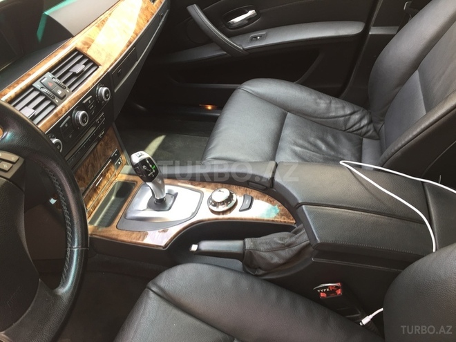 BMW 525 2008, 153,000 km - 2.5 l - Bakı