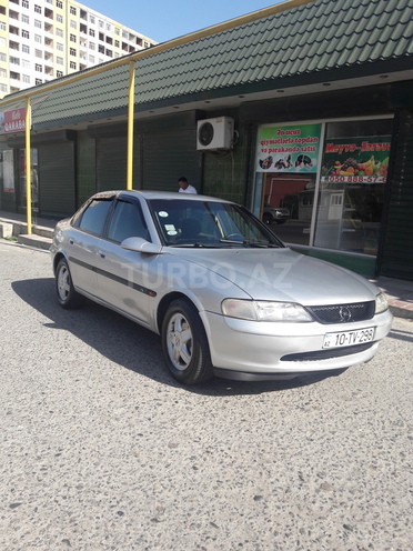 Opel Vectra 1996, 144,000 km - 2.0 l - Bakı