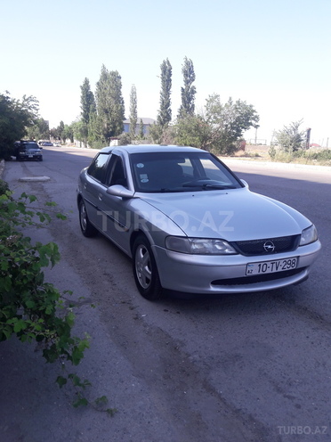 Opel Vectra 1996, 144,000 km - 2.0 l - Bakı